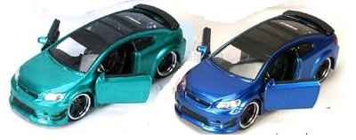 What does your cake topper look like?