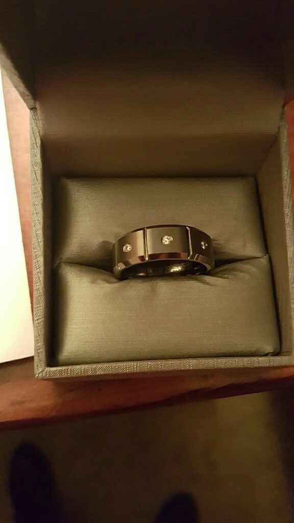 Show me your wedding bands
