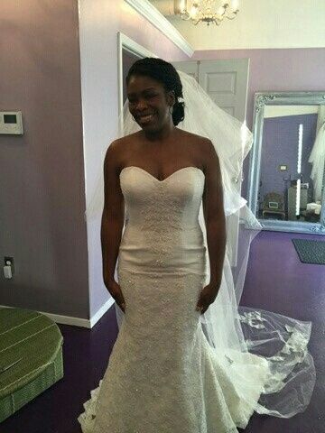 SHOW ME YOUR DRESSES!
