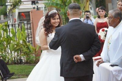 Im back and married! ahhh love pics