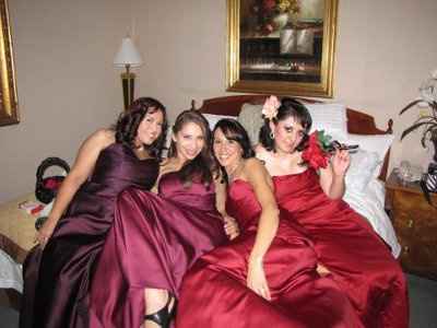 Im back and married! ahhh love pics