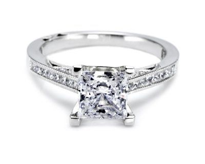 ok so I know a post like this was done not to long ago...but since we have some newbies..E-RINGS! lo