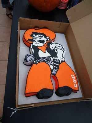 Groomsmen Cakes-- let me see yours!