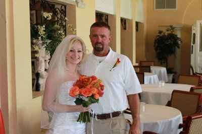 So happy to FINALLY be Mrs. Shelton. :) *Pic Heavy*