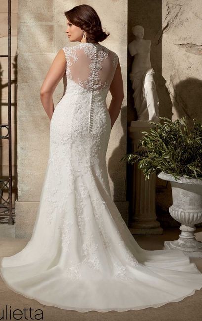 Let's see your lace wedding dresses!