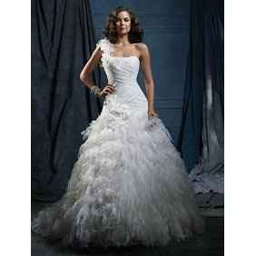 what does your wedding dress look like?!?!?