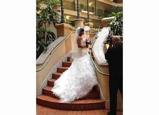 BACK AND MARRIED!!! Non-Pro PICS!