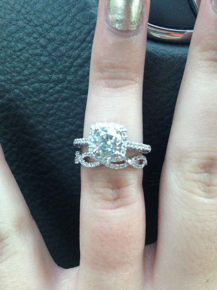 Ladies with halo rings…what does your wedding band look like?