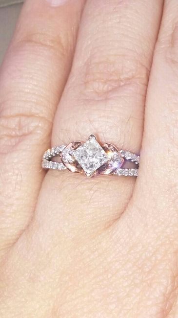 <3 my Engagement Ring!