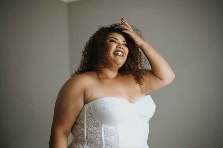 Complete diy wedding from flowers to even accessories and all decorations. My Wedding was nothing sh