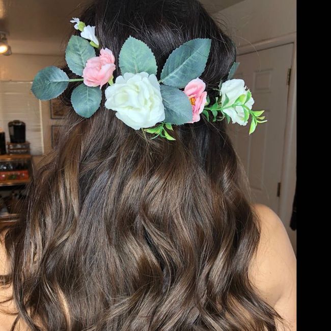 Tiara, crowns and headbands - 1