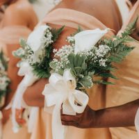 Real or fake flowers for wedding party?