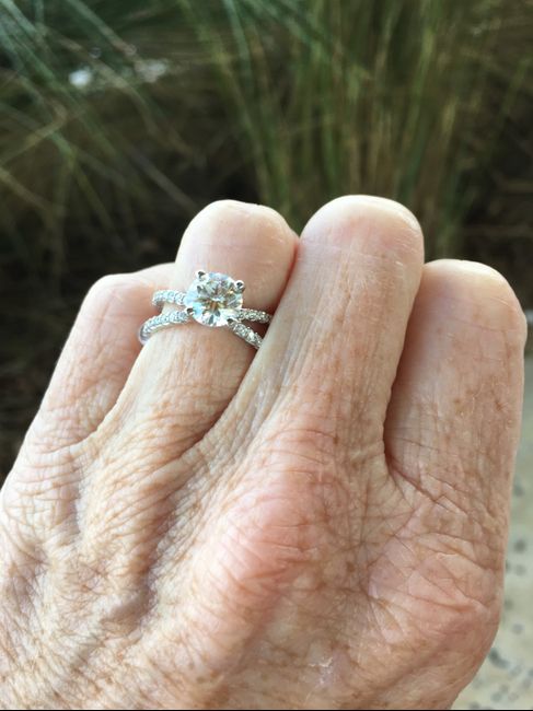 i want to see your engagement rings! 11
