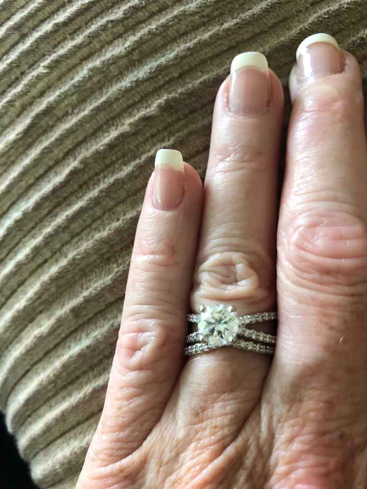 i got my wedding band! Show me your beautiful rings! - 1