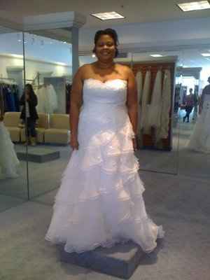 TRIED ON DRESSES TODAY!!! *PICS*
