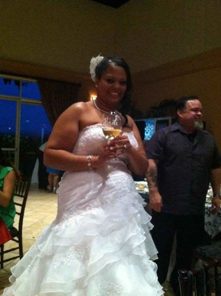 Married!! Teaser pic included! *pro pics added!*