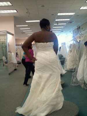 I can't pick my dress!!!  Pics Pics Pics