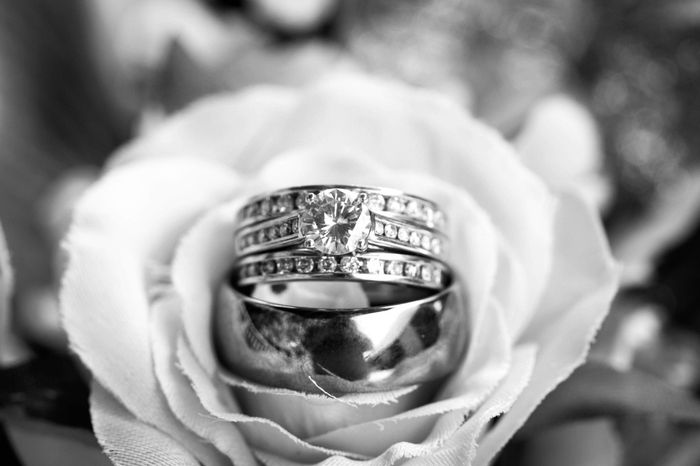 Wedding Bands: Matching or Different? - 1