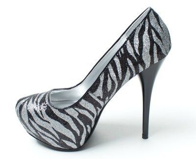 i wanna see your shoes!!