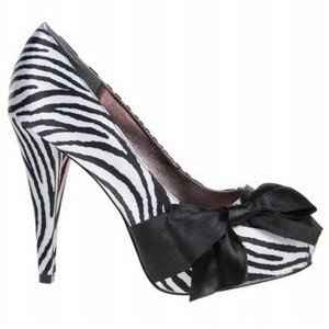 Did you buy your bridal shoes? What's your brand?