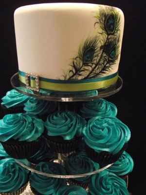 Tasteful Peacock Wedding Cake...HELP!
