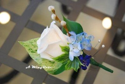 wedding colors with browns, blues, and greens