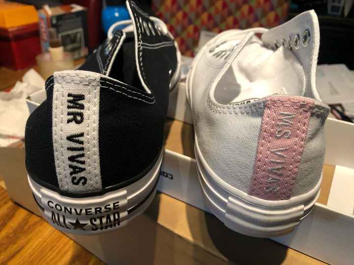 Let me see your shoes! - 2