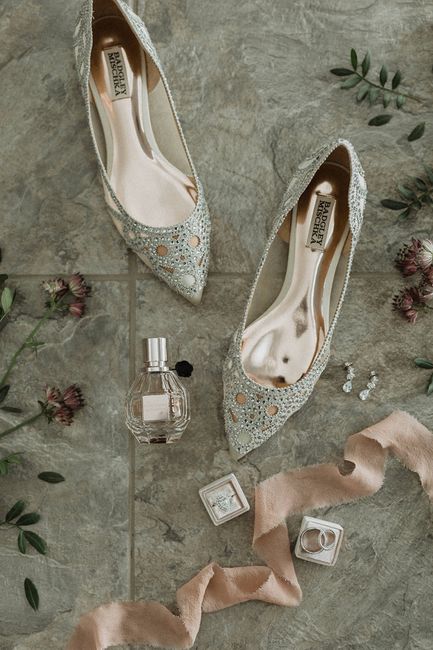Show me your wedding shoes! 7