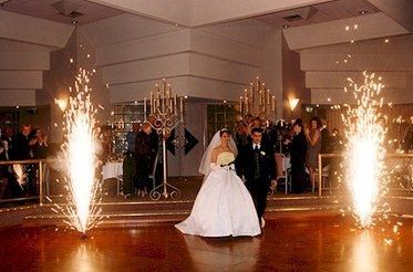 Making a BIG Entrance!!