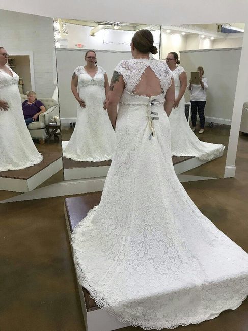 Show me some dresses! - 1