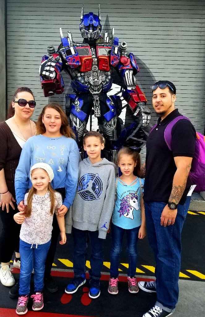 Fiancé(e) Friday! Show off your fiancé(e)! - 1