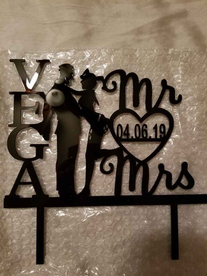 Did you have a funny or unique cake topper? Show me! - 1
