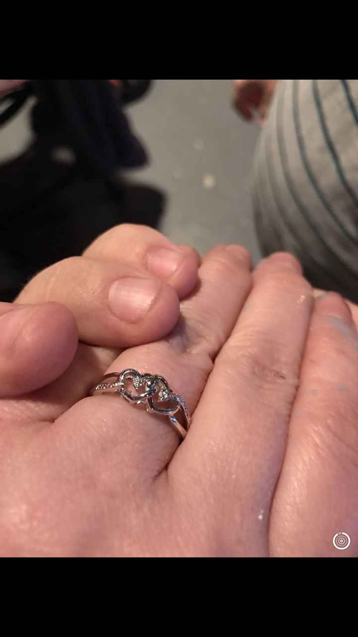 Show me your engagement rings!! - 1