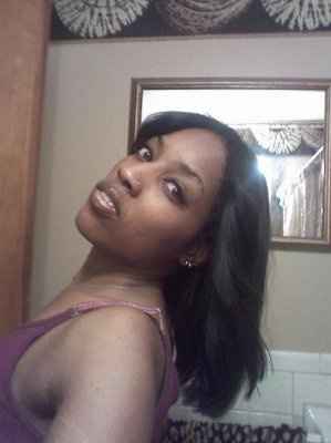 NWR: WW First Annual Diva Bathroom Pic Competition!!!!