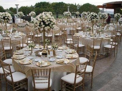 Table set up/ floral candlebra