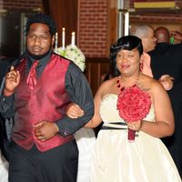 Wedding pics, details, and advice for future brides