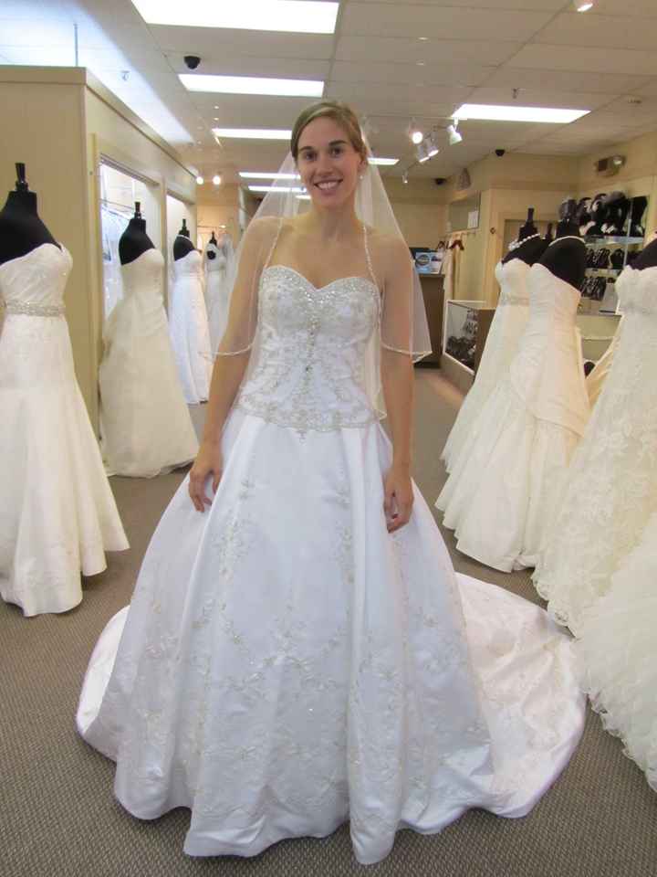 Can i see some dresses?!?!?!?