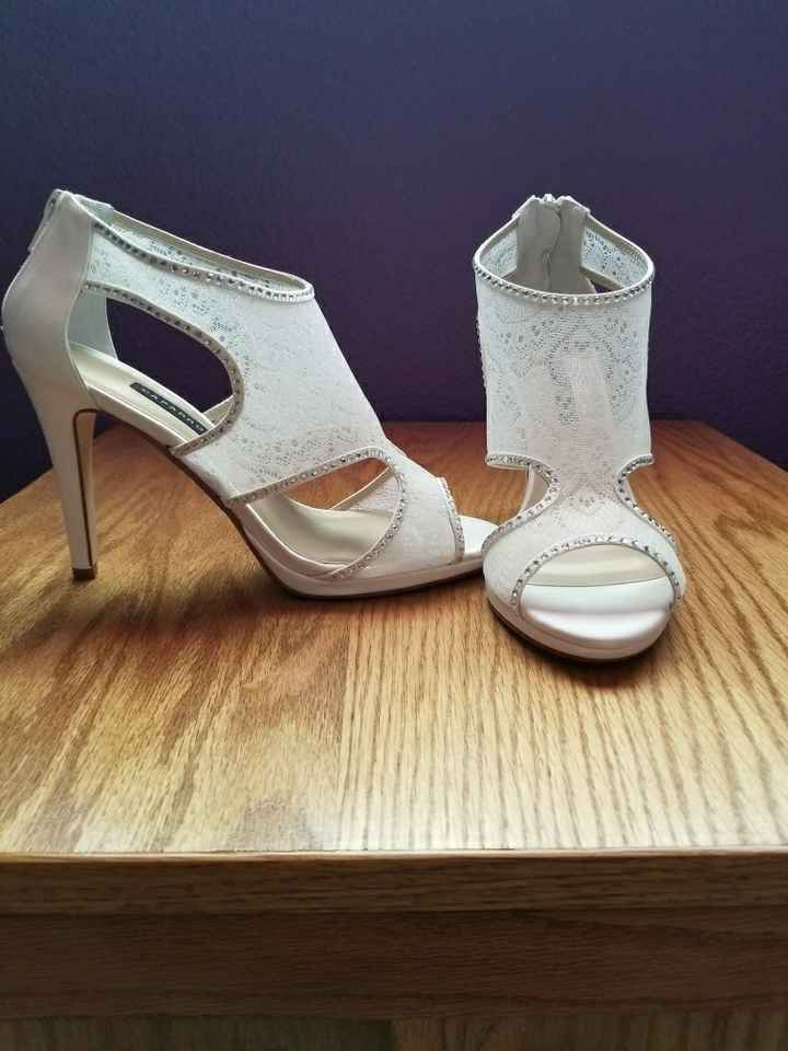 Help me pick my shoes!