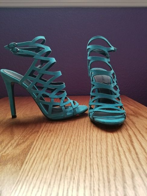 Help me pick my shoes!