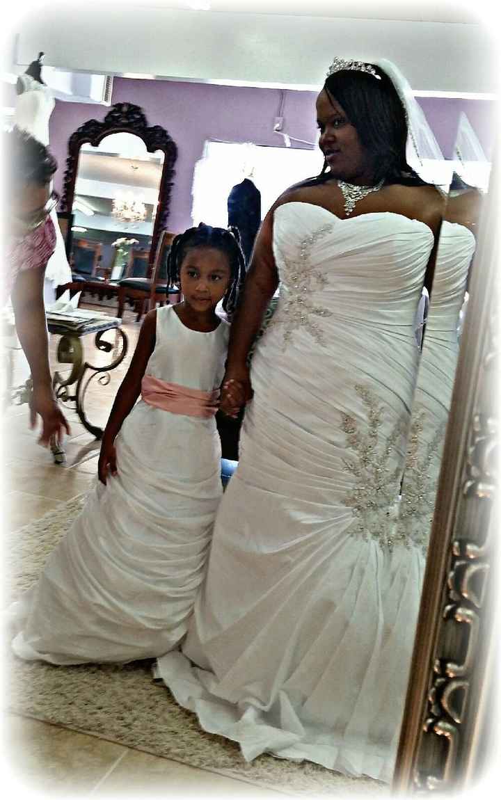 Lets see those dresses!