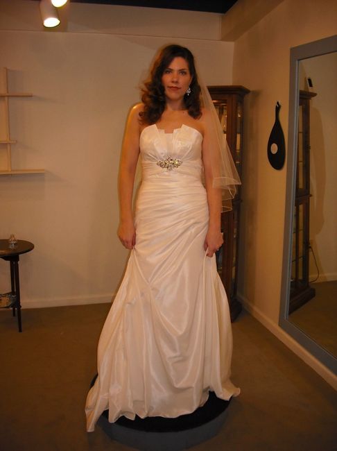Post your Wedding  dress :)