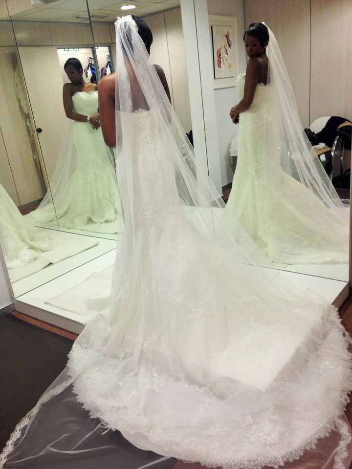 Gowns & Brides