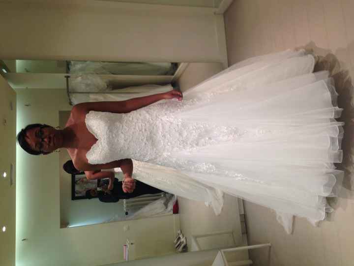 Dress Shopping Day 2: Still no gown :-/