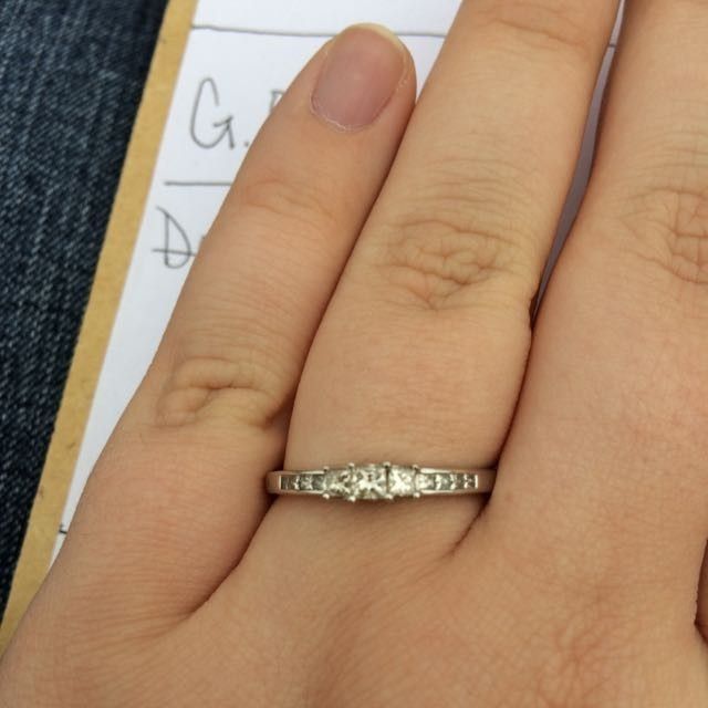 Lets see those E-Rings and Wedding Rings!