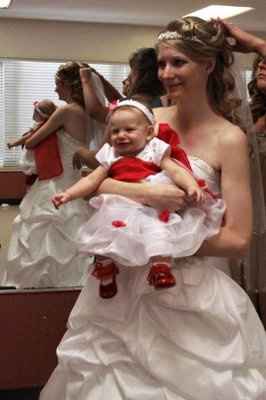 Back and MARRIED!! [[Pic Heavy]]