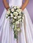 Are cascading bouquets outdated??