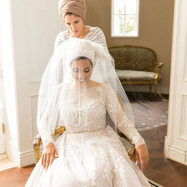 How to attach wedding veil to hair? - 3
