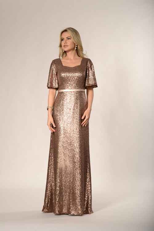 Bronze sequins can a unique substitute for gold gowns