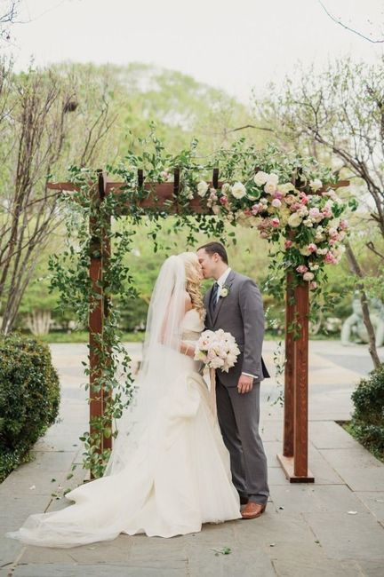 How would you decorate this for a ceremony?