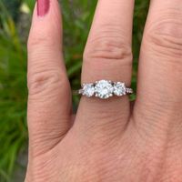 Brides of 2022! Show us your ring! - 1